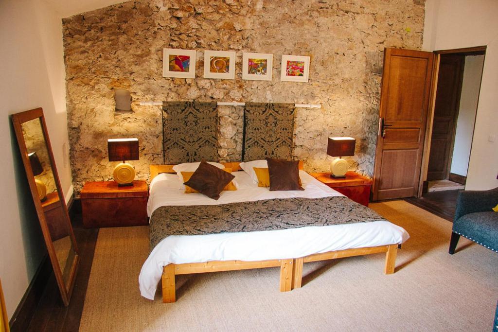 Moulin De Bapaumes Bed & Breakfast Nerac Room photo